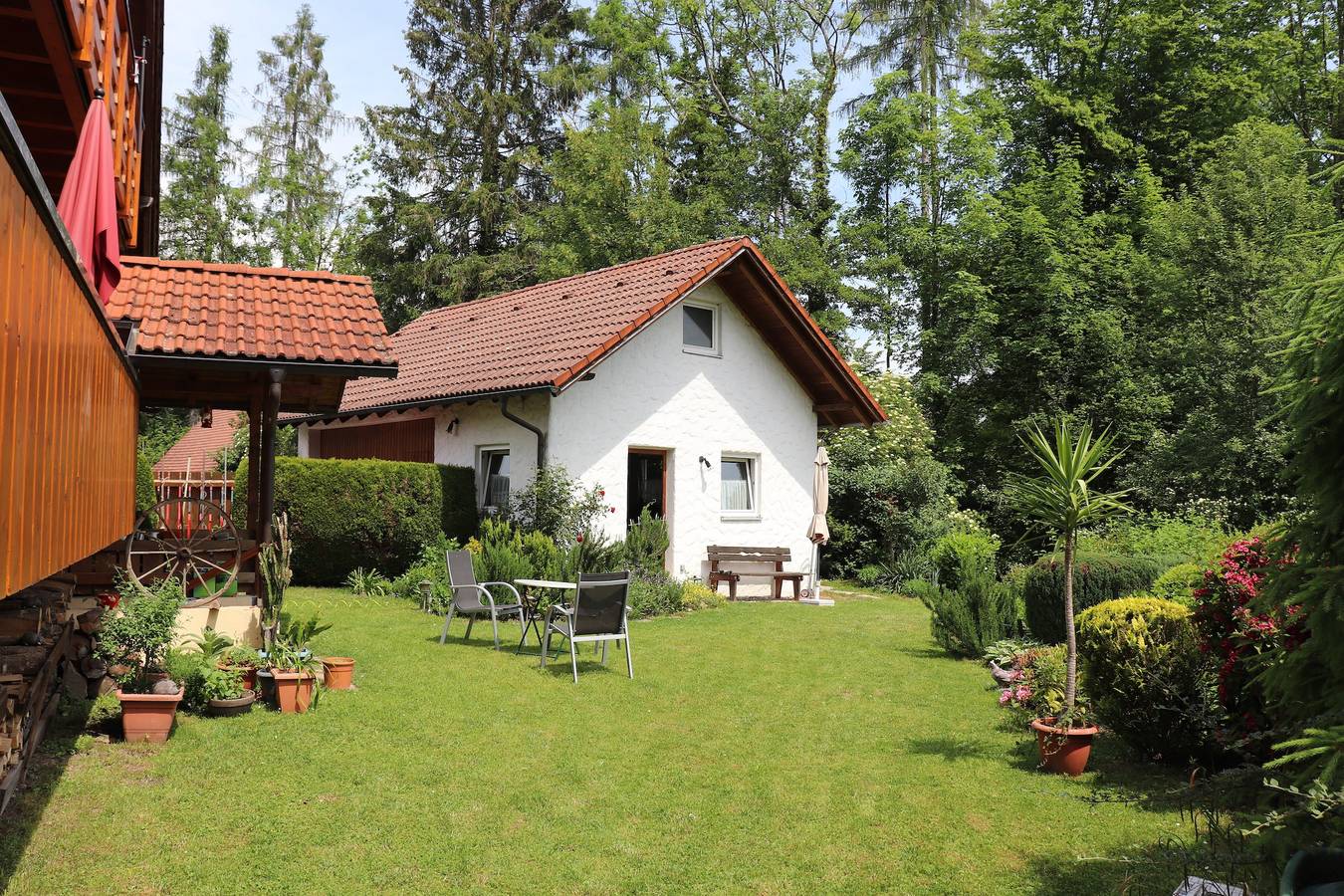 Ganze Wohnung, Ferienwohnung 'Red' mit Gemeinschaftsgarten, Balkon und Wlan in Lindau, Bayerisch Schwaben