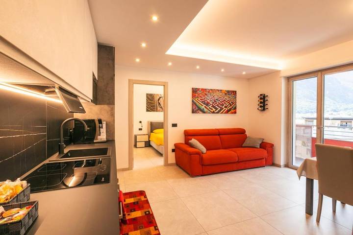 Ferienwohnung für 2 Personen, mit Terrasse und Ausblick, mit Haustier in Tirano