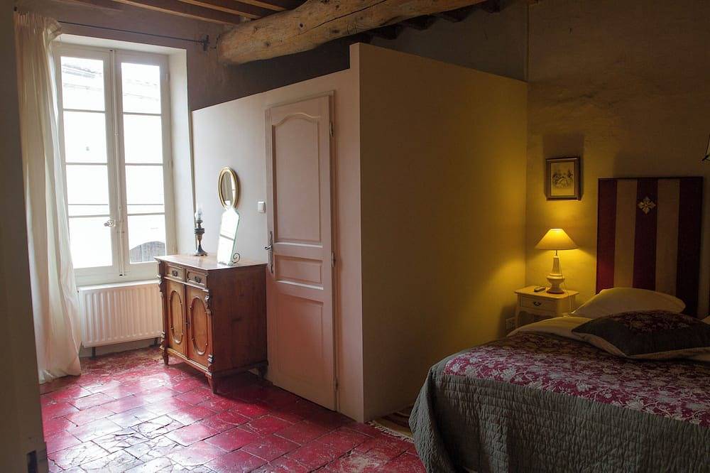 Charming estate - Ideal for groups, 7 bedrooms and more in Sernhac, Nimes und Umgebung