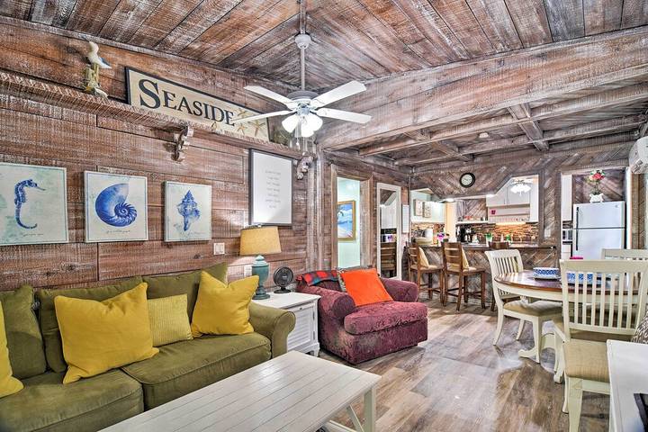 Vacation home for 6 people, with balcony/terrace and pool in Clearwater Beach