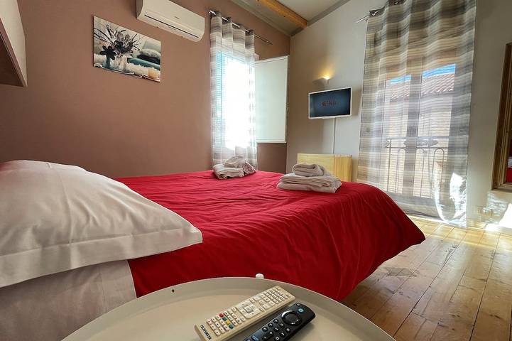 Entire apartment, Akragas Home - In the center Via Atenea and city view in Agrigento, Agrigento Province