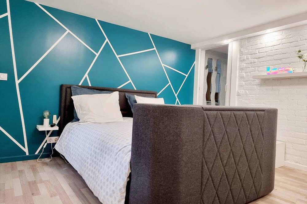 Ganze Wohnung, \"l'hotel A La Maison\": Appartement Independant Dans Maison Saint Cloud in Saint-Cloud, Hauts-de-Seine