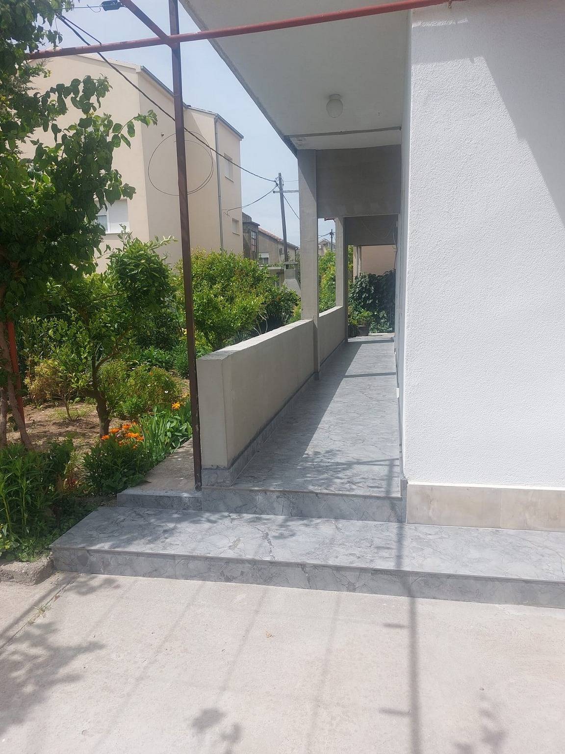 Entire apartment, Two bedroom apartment with terrace Kaštel Lukšić, Kaštela A-22941-a in Kastel Luksic, Kaštela