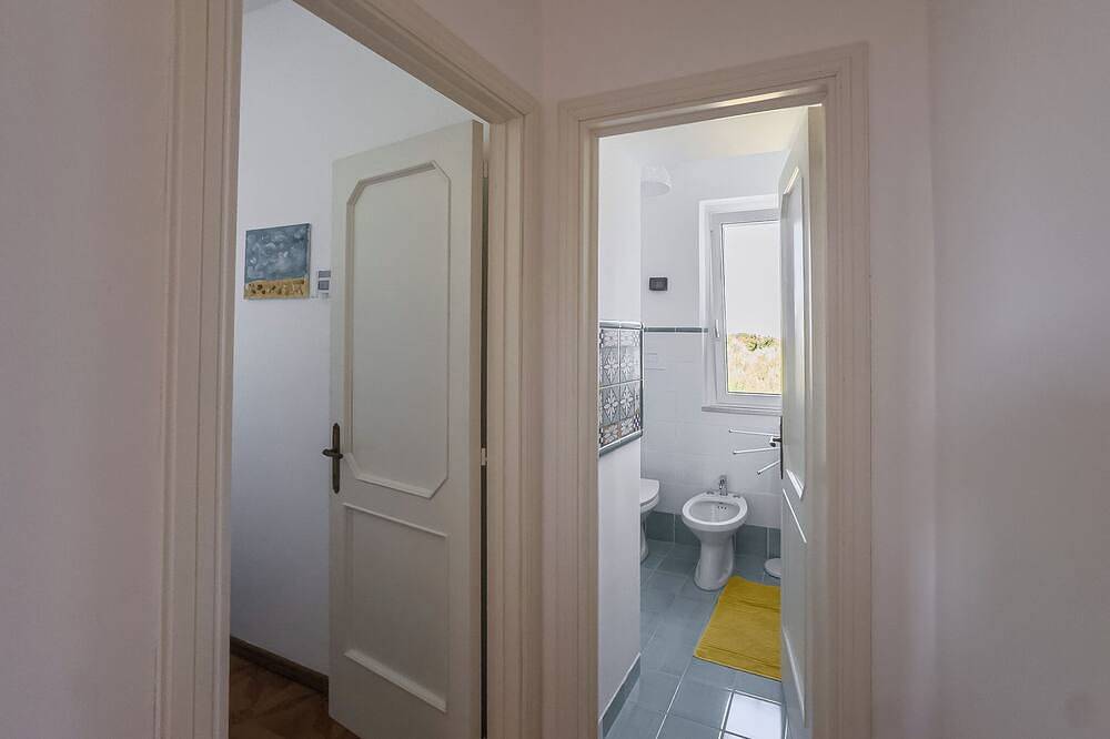 Farmhouse in the green 5 minutes from the sea - 1km highway- parking-relax zone in San Vito Chietino, Provincia de Chieti