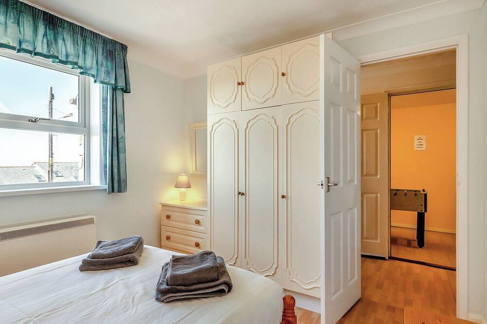 3 bedroom accommodation in Porthleven in Porthleven, Cornwall