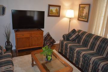 Vacation House for 6 Guests in Hot Springs, Ouachita National Forest, Picture 2