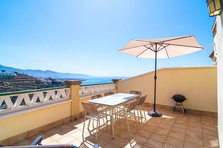 Appartement de vacances pour 6 personnes, avec terrasse et vue sur l’océan à Torrox