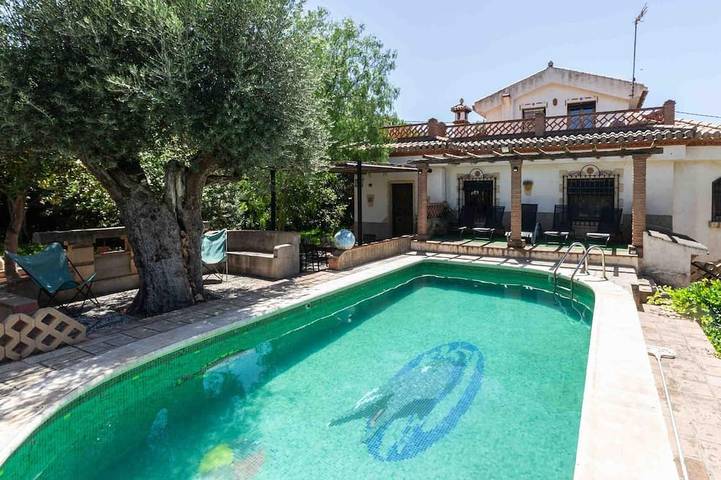 Cottage für 11 Personen, mit Pool und Garten sowie Balkon - 1