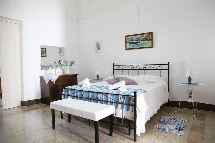 Casa vacanza per 4 persone, con Terrazza e Giardino a Marittima
