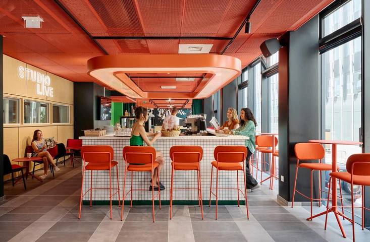 Hôtel pour 2 personnes, avec sauna et piscine, animaux acceptés à Issy-les-Moulineaux - 3