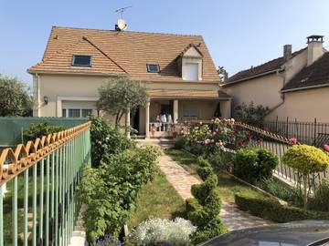 Gîte pour 4 personnes, avec terrasse dans Val-d'Oise