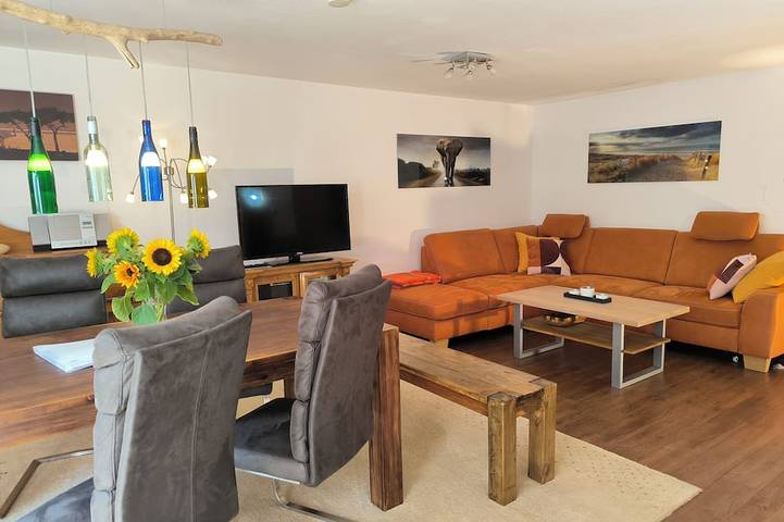 Ferienwohnung für 2 Personen, mit Terrasse in Weinheim