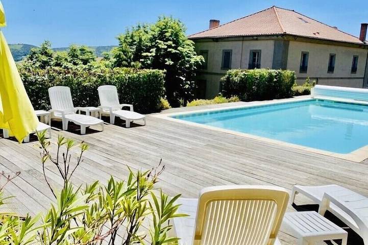 Maison de vacances pour 24 personnes, avec terrasse et jardin