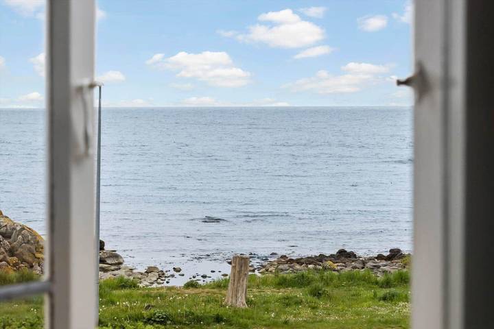 Ferienhaus für 3 Personen, mit Terrasse und Garten in Svaneke - 2