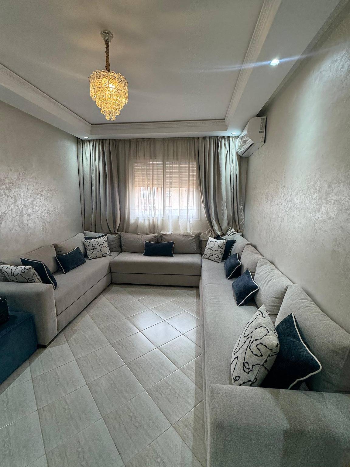 Appartement entier, Spacieux 3Br près des jardins de Menara et de l'aéroport in Marrakech, Marrakech-Safi