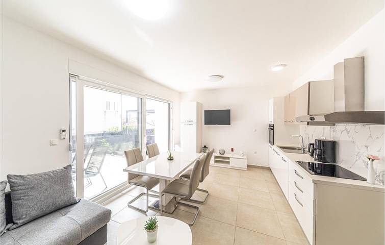 Gîte pour 5 personnes, avec terrasse à Trogir - 3