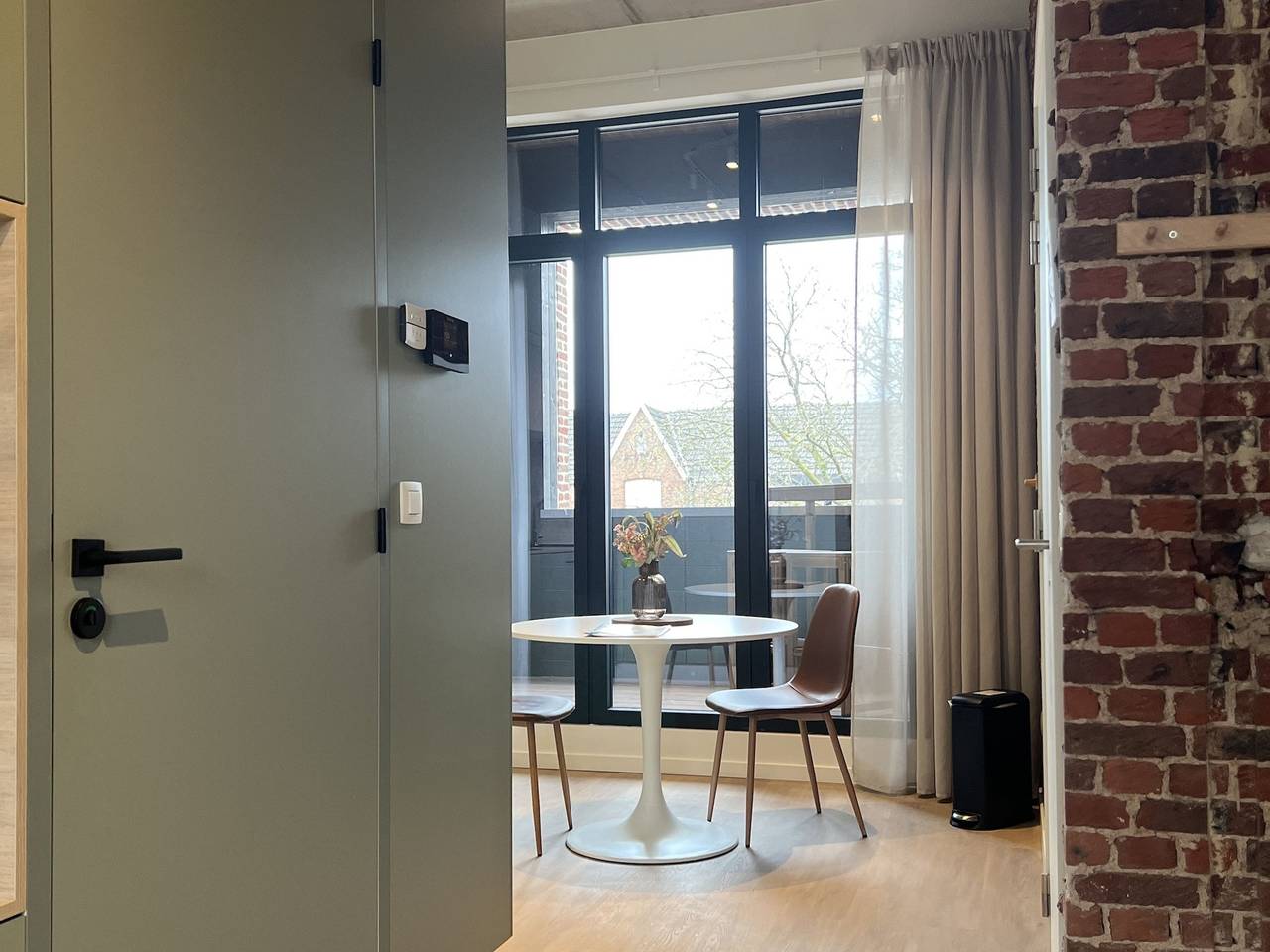 Ganze Wohnung, Bright apartment in Bree with terrace in Limburg (Belgien)