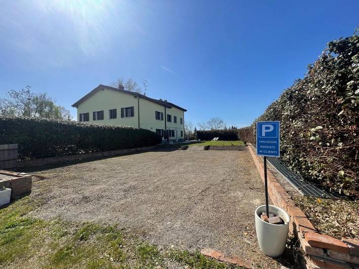 Chambre d’hôte pour 2 personnes, avec vue et jardin à Zola Predosa - 4