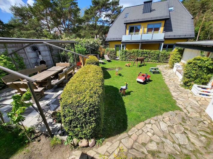 Ferienwohnung mit Meerblick für 6 Personen, mit Balkon und Terrasse sowie Garten und Sauna