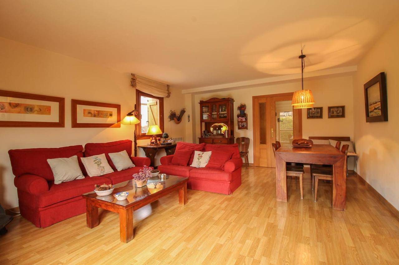 Apartamento entero, Two-Bedroom Apartment in Tramacastilla de Tena, Pirineo Aragonés