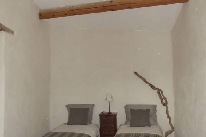 Ferienhaus für 4 Personen, mit Terrasse und Garten in Sault - 4