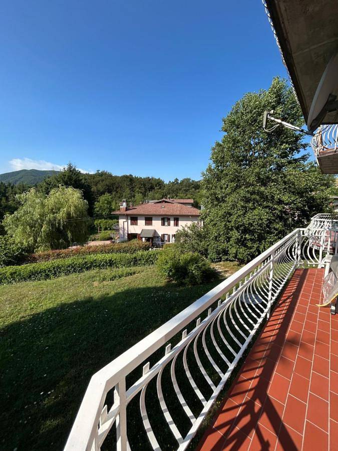 Gîte pour 3 personnes, avec vue et balcon à Camugnano - 3