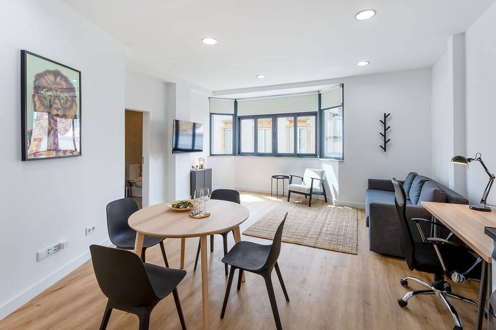 Ganze Wohnung, Modern Retreat 1 in Faro by Lovelystay in São Pedro, Faro