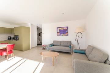 Villa pour 8 Personnes dans Saint-Geniès-de-Malgoirès, Région de Nîmes, Photo 4