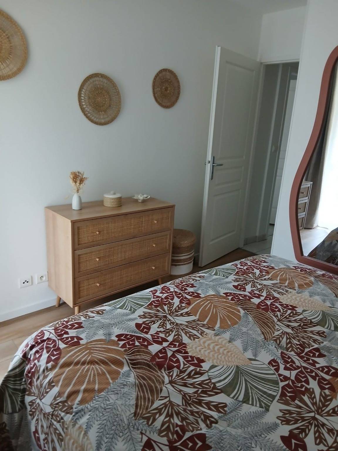 Ganze Wohnung, Appartement cosy in Saint-Laurent-les-Tours, Zentralmassiv