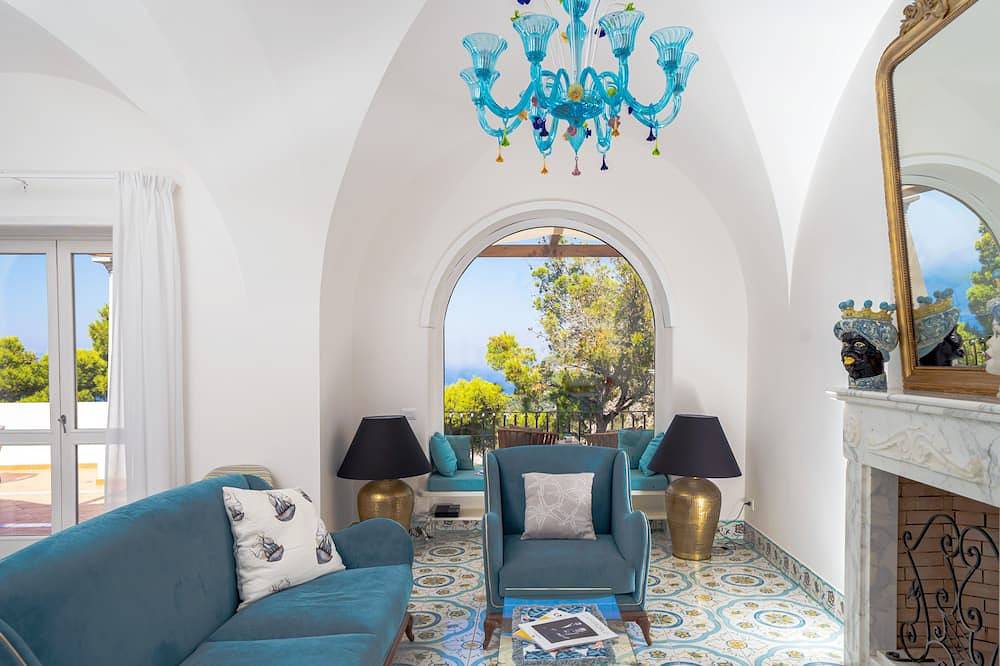 \"Zuhause ist, wo Magie passiert\" in Anacapri, Neapel Provinz