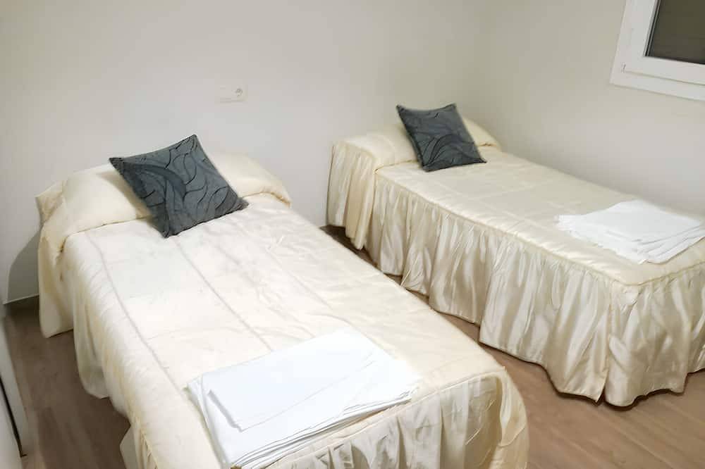 Apartamento entero, Homerez - Apto. Villarrobledo, piscina in Villarrobledo, Provincia de Albacete