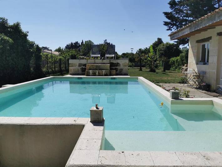 Location de vacances pour 3 personnes, avec piscine et jardin, animaux acceptés à Sainte-Terre - 4