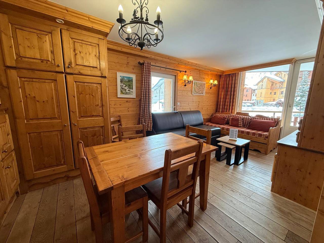 Appartamento intero, 2-room apt in Tignes, perfect for 5, near slopes and amenities in Tignes, Parco Nazionale della Vanoise