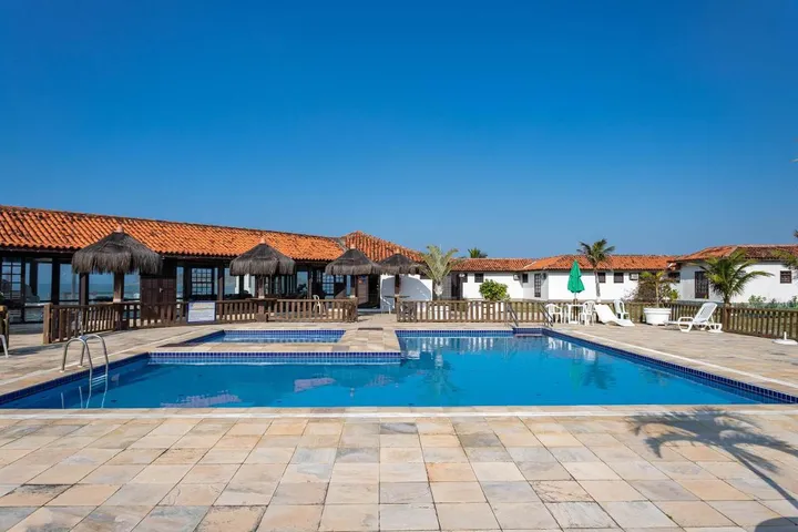 Holiday home for 8 people, with garden and pool as well as terrace and sauna - 1