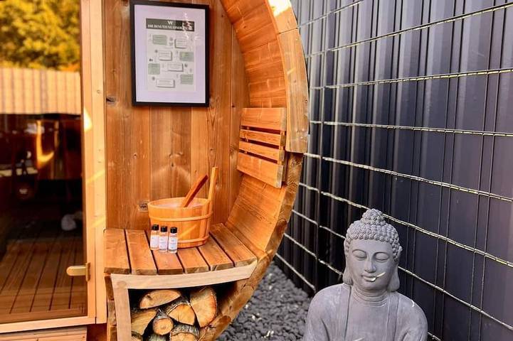 Ferienwohnung für 4 Personen, mit Whirlpool und Garten sowie Sauna und Terrasse - 1