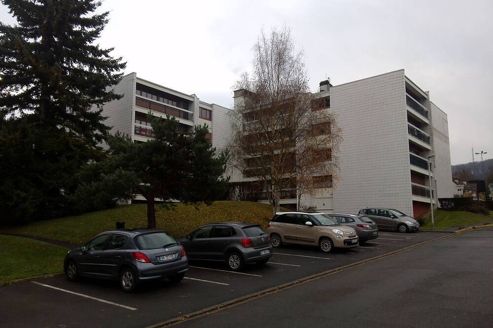 Appartement avec balcon proche du Rer B in Villebon-sur-Yvette, Essonne