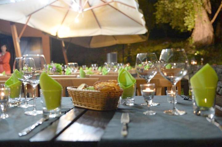 Location de vacances pour 3 personnes, avec terrasse et piscine ainsi que vue et jardin à Santa Marina - 2