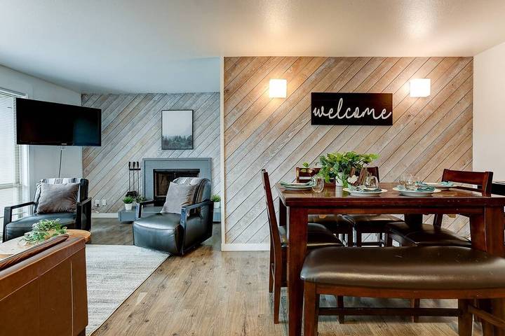 Vacation apartment for 6 people, with sauna and pool as well as terrace in Oregon