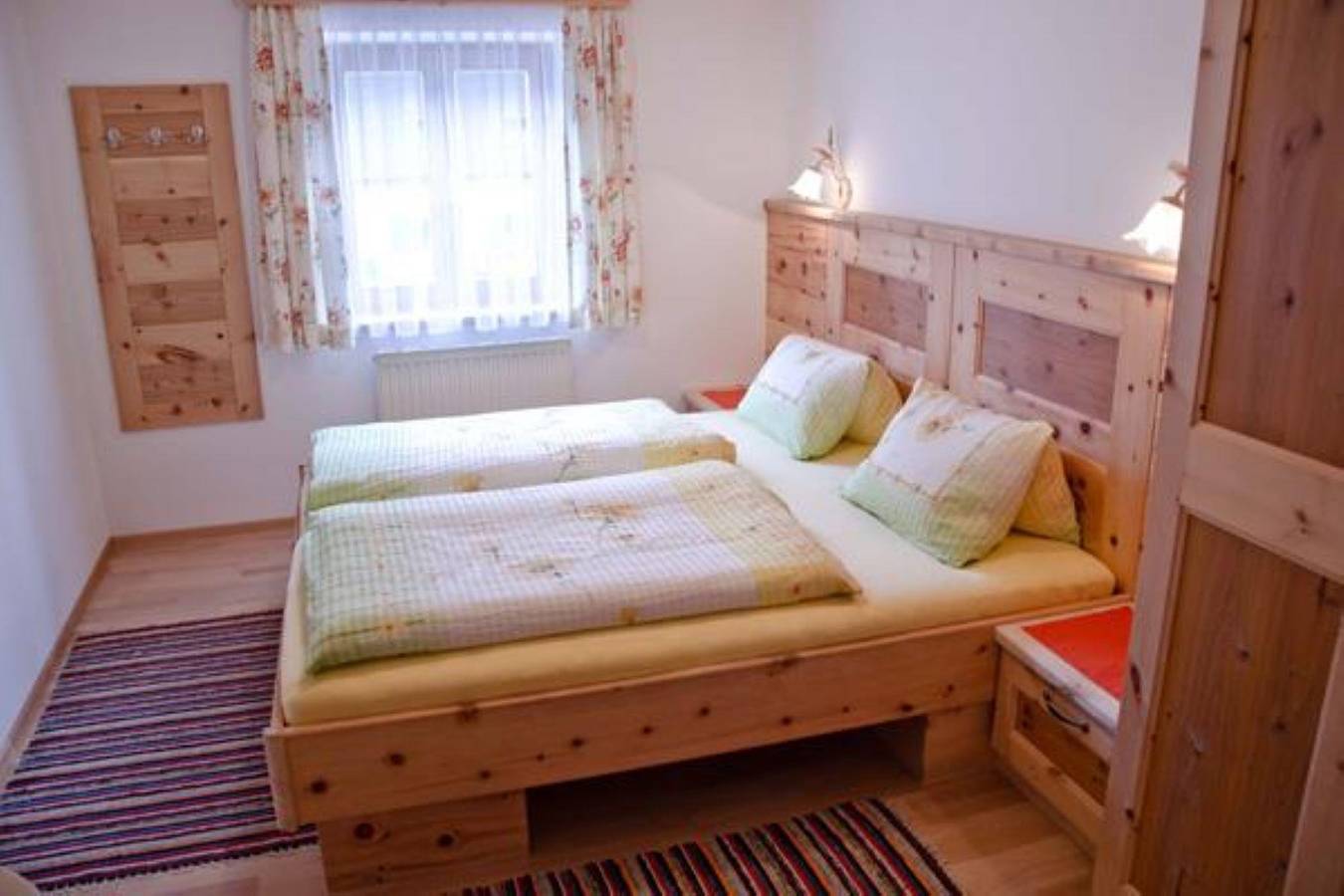Doppelzimmer mit Dusche, Wc Kurzaufenthalt in Loferer und Leoganger Steinberge, Leogang