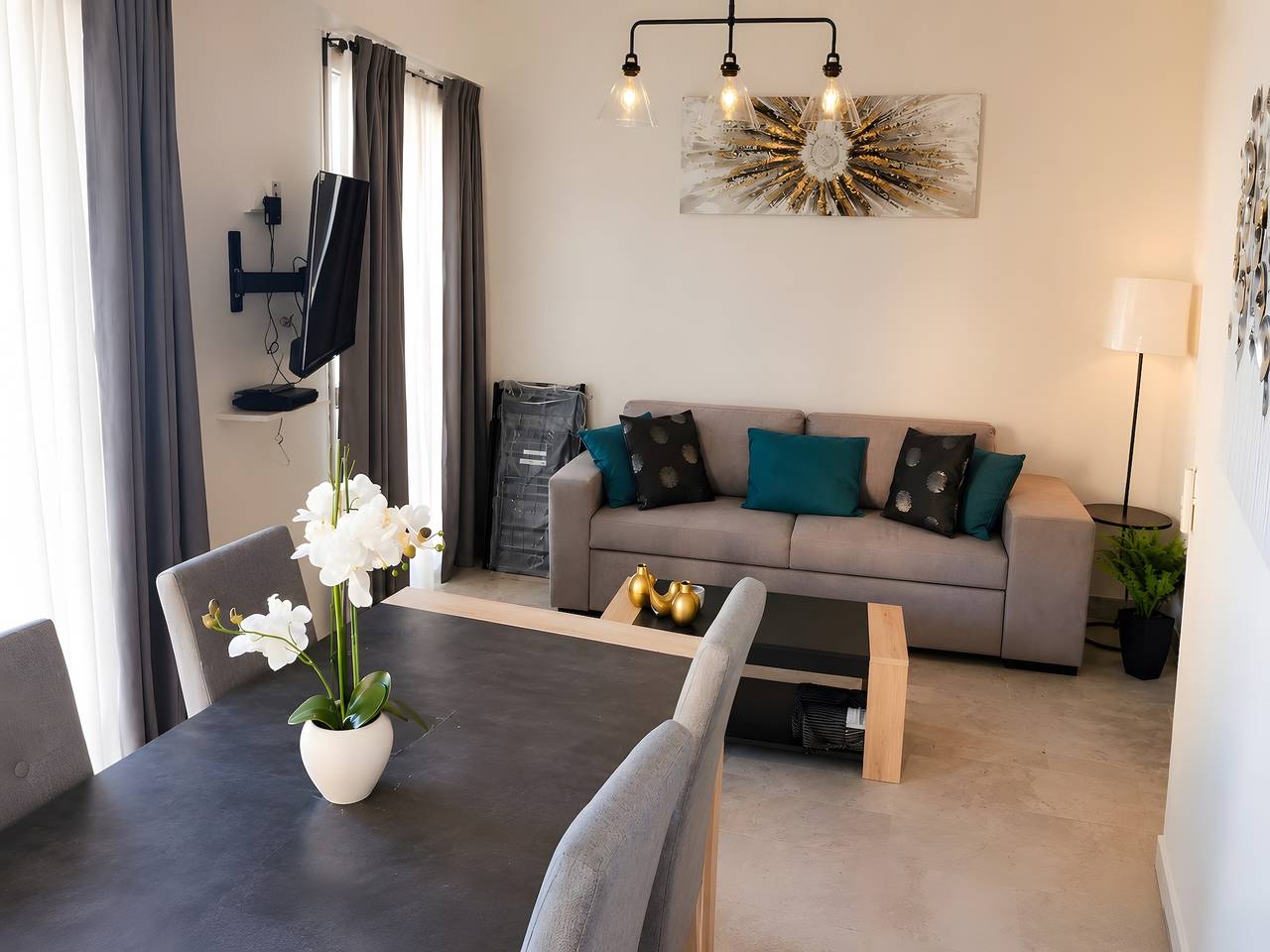 Zentrales Antibes – Le Milagro, 3-Zimmer-Wohnung in Antibes, Mittelmeerküste (Frankreich)