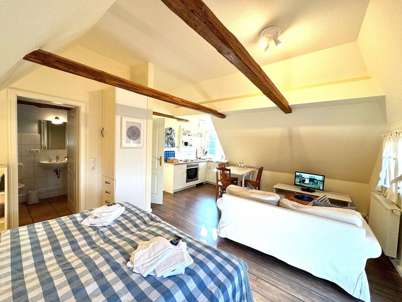 Ganze Ferienwohnung, Altes Standesamt Studiowohnung in Toftum (Föhr), Oldsum