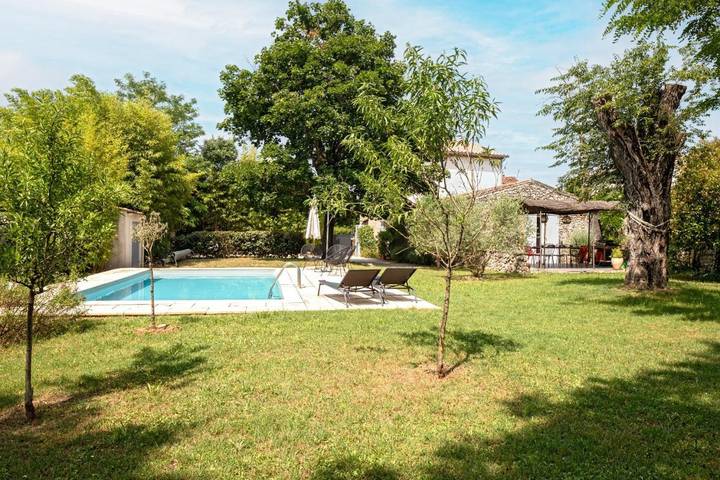 Maison de vacances pour 10 personnes, avec Terrasse ainsi que Jardin et Piscine à Saint-Bauzille-de-Putois