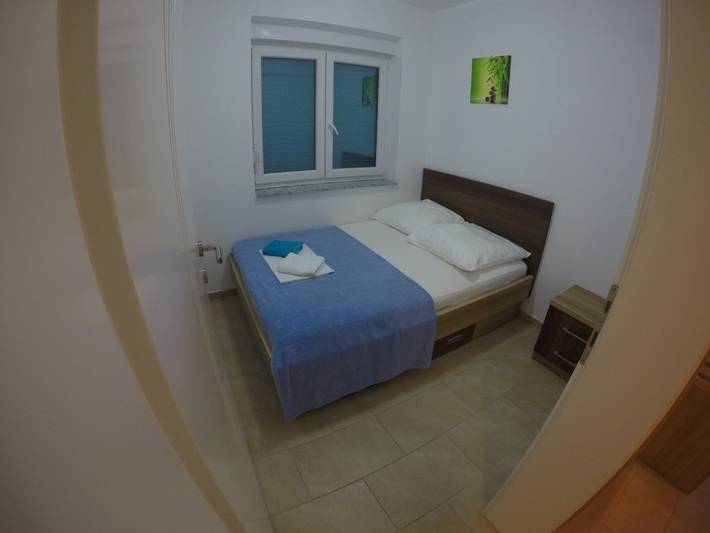 Ferienwohnung für 5 Personen, mit Balkon/Terrasse und Pool - 1