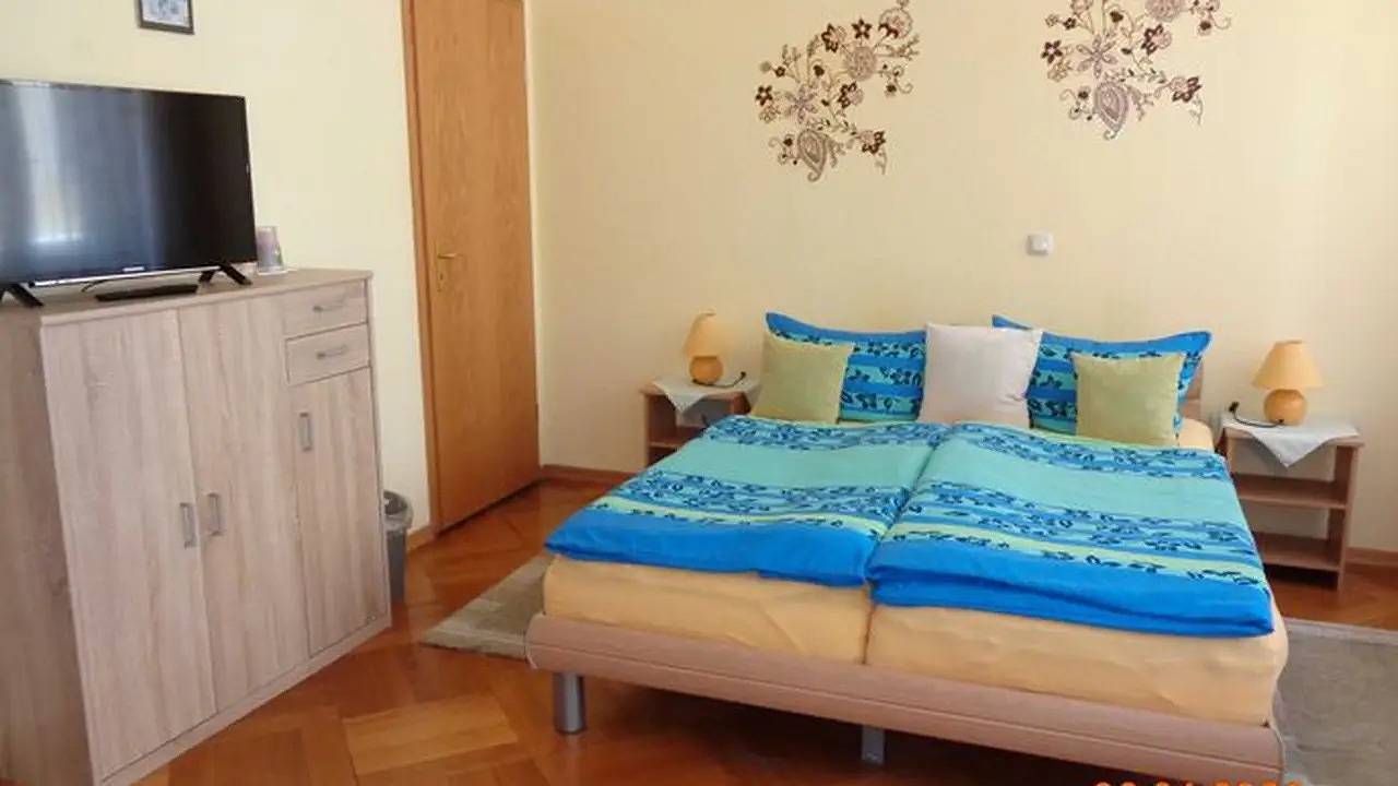 Doppelzimmer für 2 Personen (15 m²) in Görlitz in Görlitz, Oberlausitz-Niederschlesien