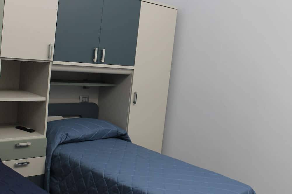 Located in downtown area, renovated in 2021 in contemporary style in Pietramontecorvino, Foggia Province