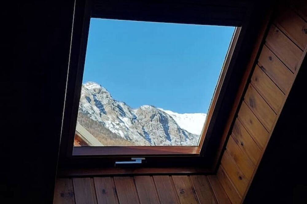 Entire apartment, Catinat apartment in Arvieux, Queyras