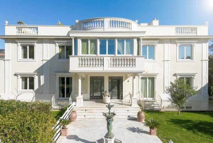 Ferienwohnung für 10 Personen, mit Balkon und Whirlpool sowie Terrasse und Garten