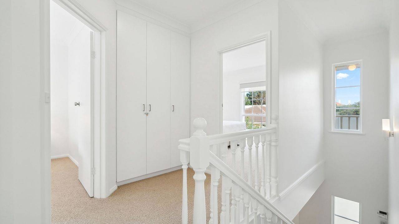 Entire holiday apartment, Ferienwohnung für 6 Personen (1 m²) in Glenelg South in Adelaide, South Australia