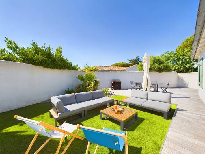 Location de vacances pour 6 personnes, avec terrasse et jardin à La Flotte - 2