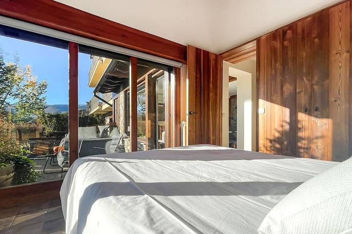 Entire apartment, Cal Gatesques 4 in Puigcerdà, Catalan Pyrenees